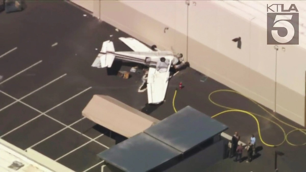 California plane crash today